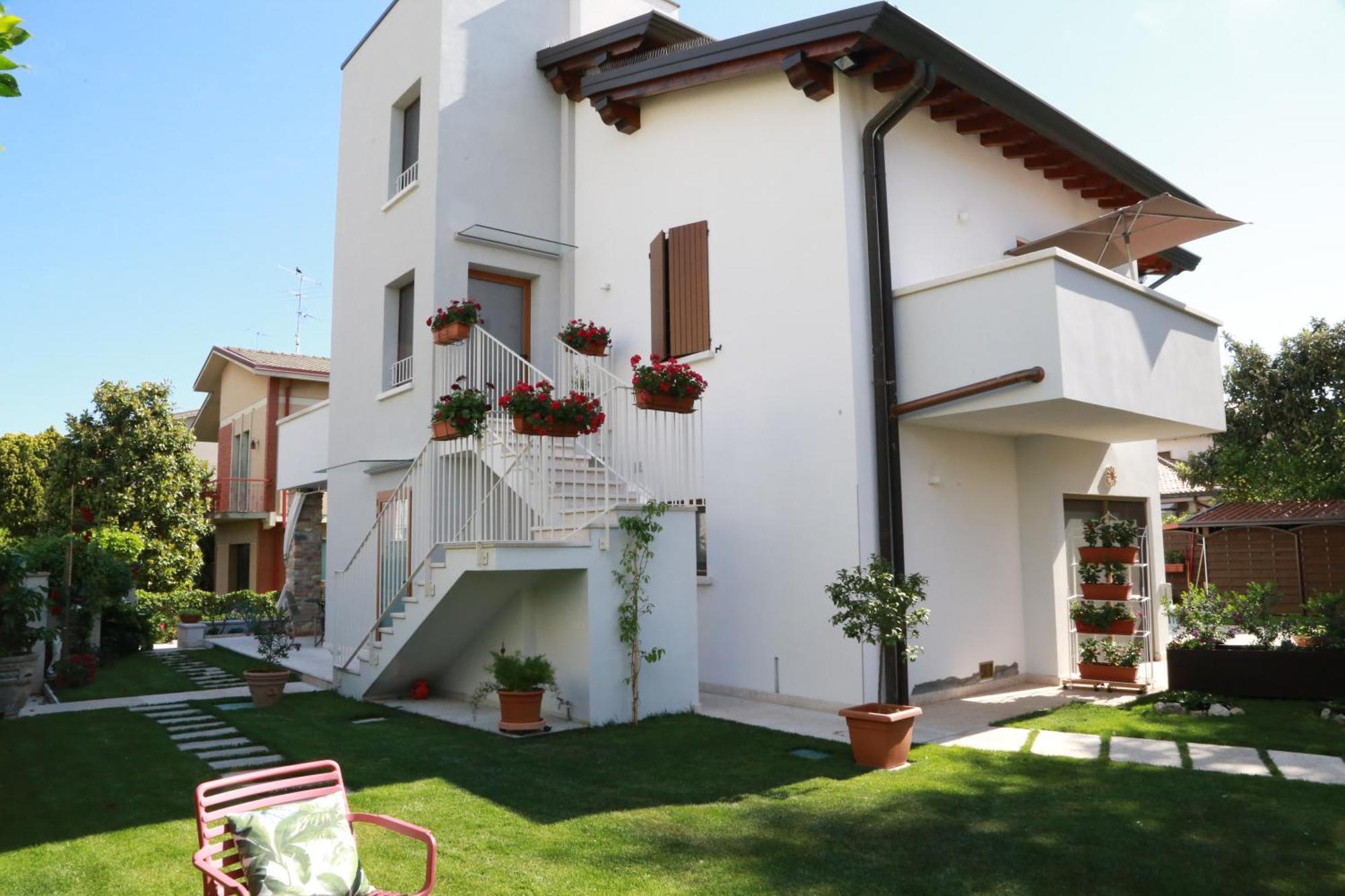 Charming Sirmione Bed & Breakfast Екстериор снимка